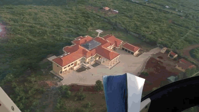 Raila Odinga house in Riat Kisumu County 2 Beautiful Photos of Raila Odinga House