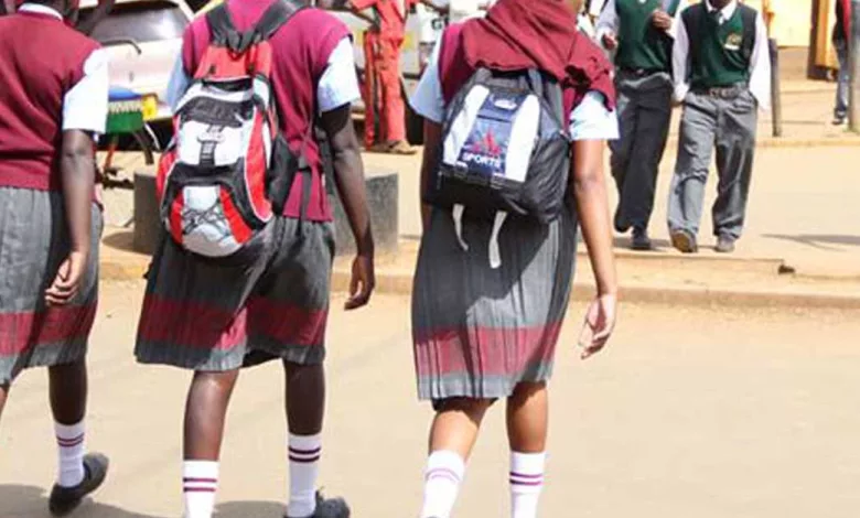 Male Student of Sneaks With Condoms Into Girlfriend's School Donning The School Uniform